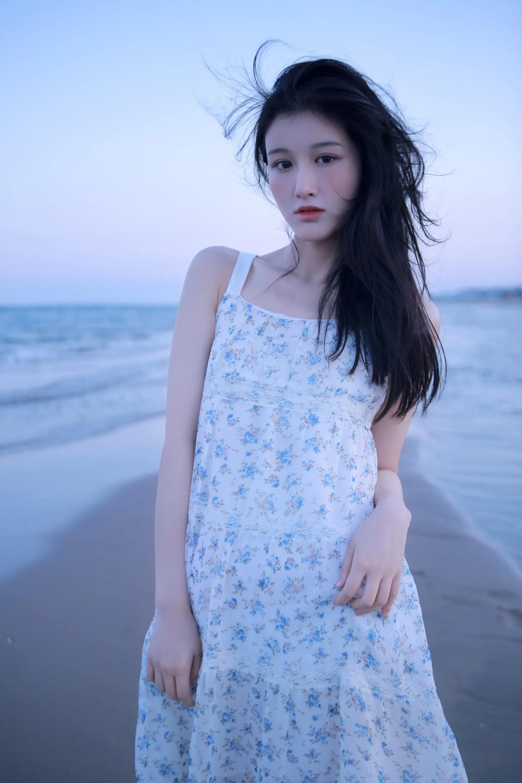 [艺图语] 2022.05.15 很靠近海 尚雨茜Momooly [26P]插图4